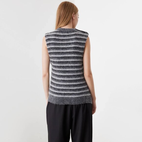 Ganni Striped Sleeveless Knit in Paloma Stripe Grey, size Small - Picture 4 of 10